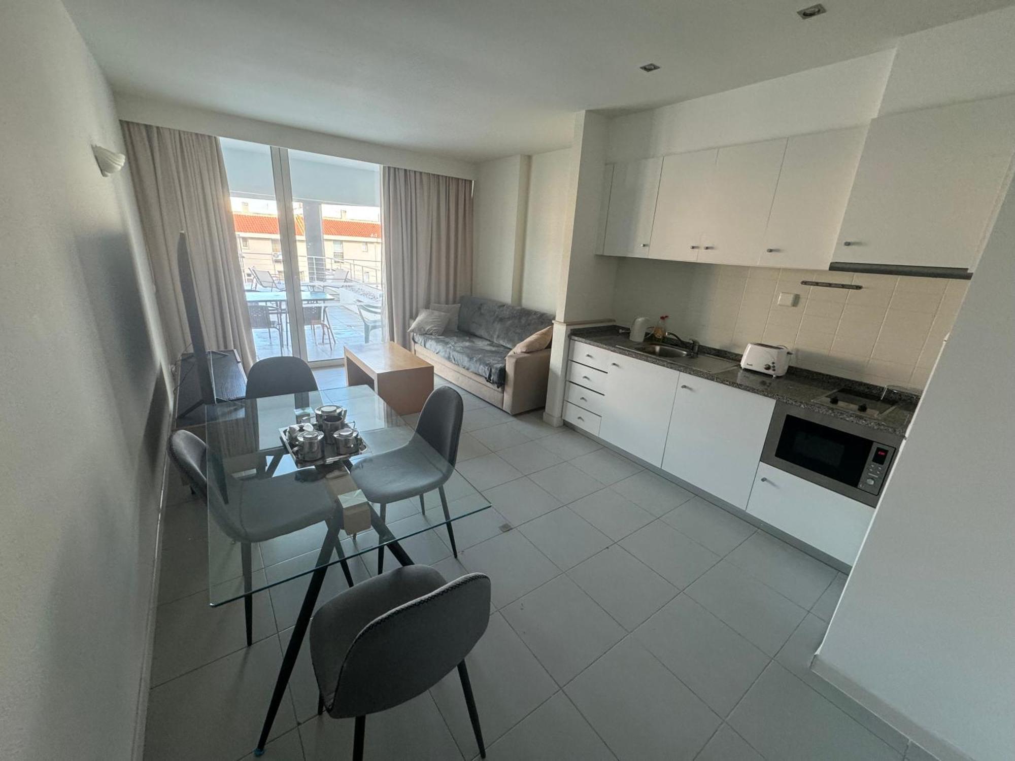 Newly Refurbished 2 Bed Appt 빌라모라 외부 사진