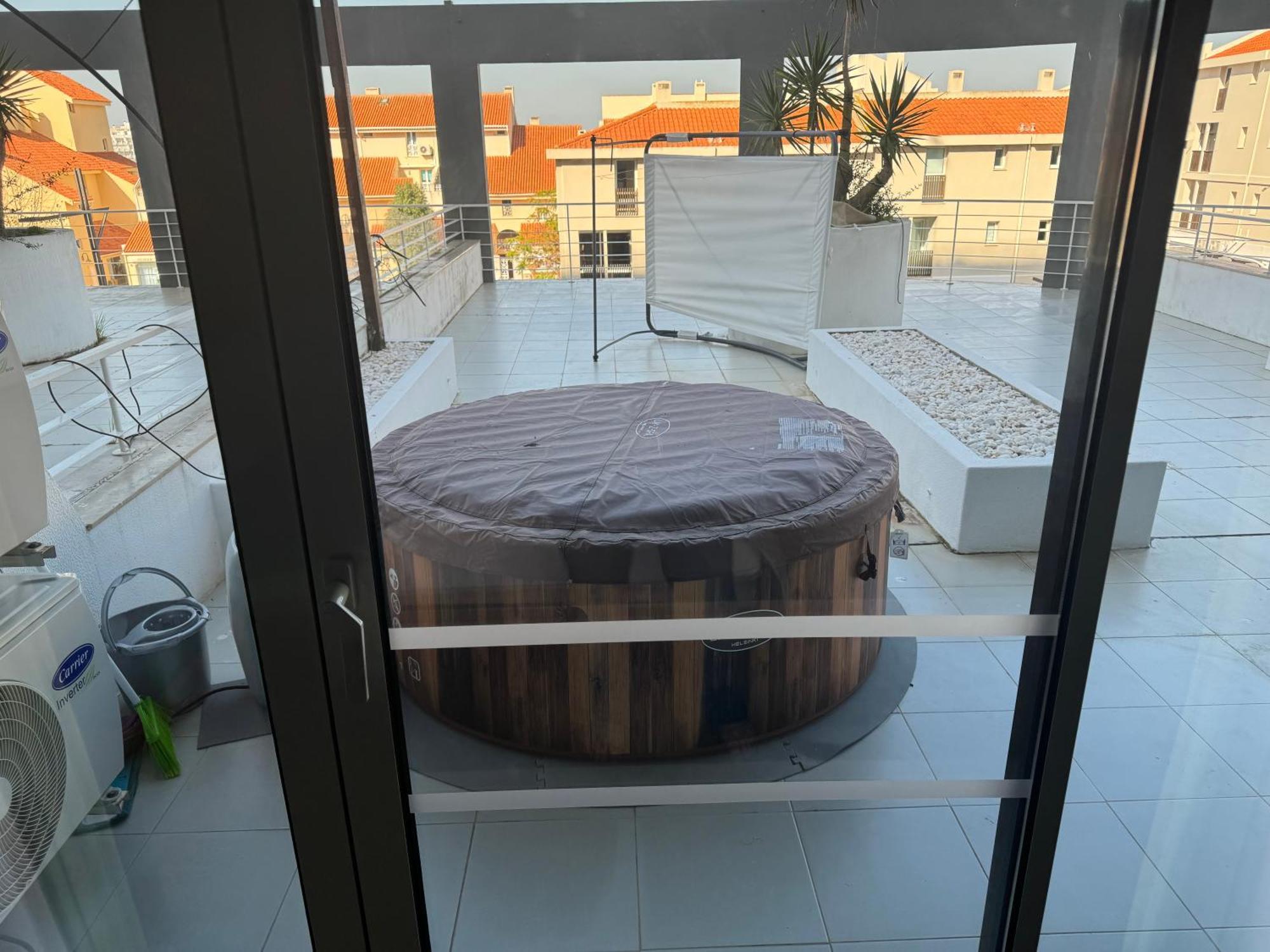 Newly Refurbished 2 Bed Appt 빌라모라 외부 사진