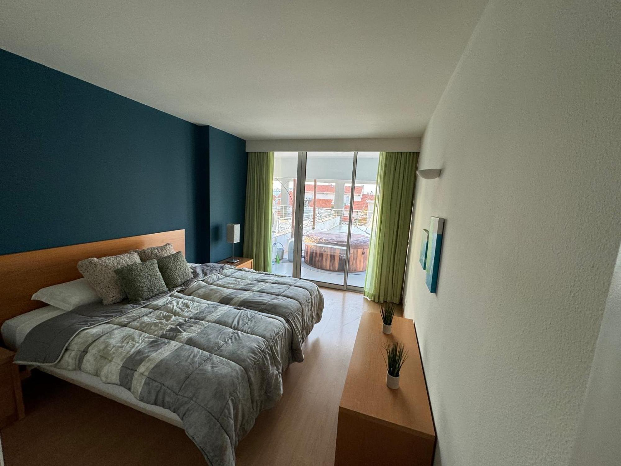 Newly Refurbished 2 Bed Appt 빌라모라 외부 사진