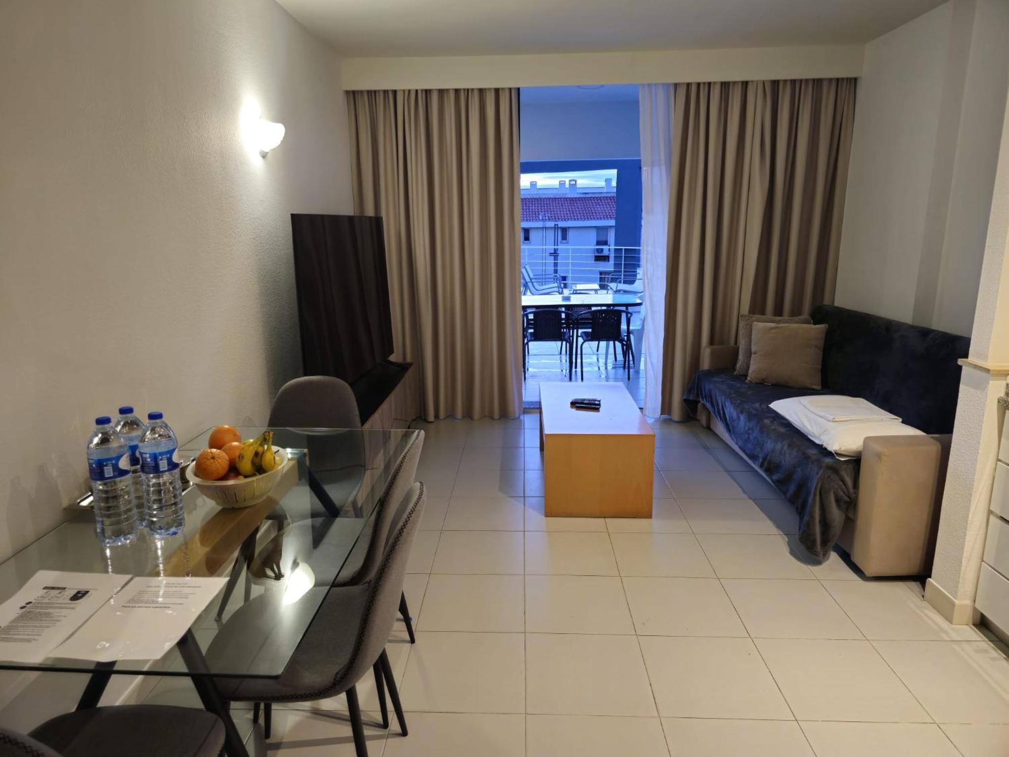 Newly Refurbished 2 Bed Appt 빌라모라 외부 사진
